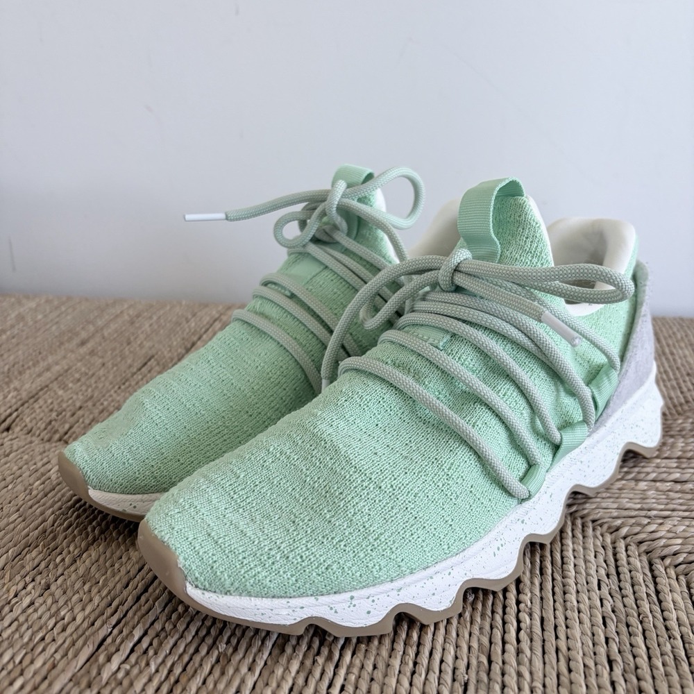 Sorel Kinetic Shoes Women 8.5 Vibrant Mint Green Knit Lace‎ Up Athletic Sneaker